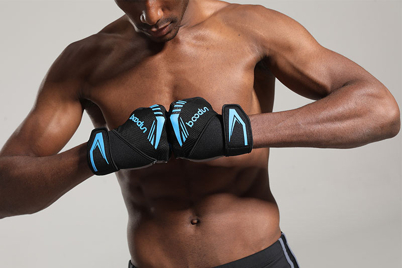 Why should you choose customized fitness gloves