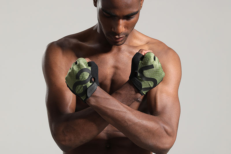 Why should you choose customized fitness gloves