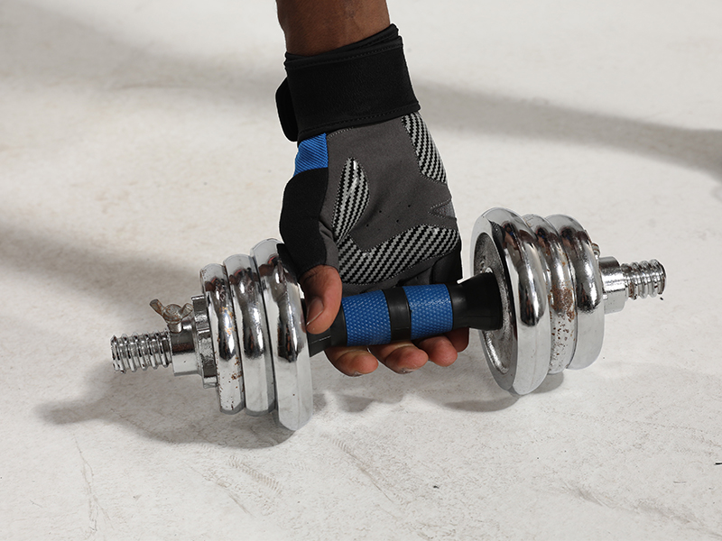 How to pick out and buy fitness gloves