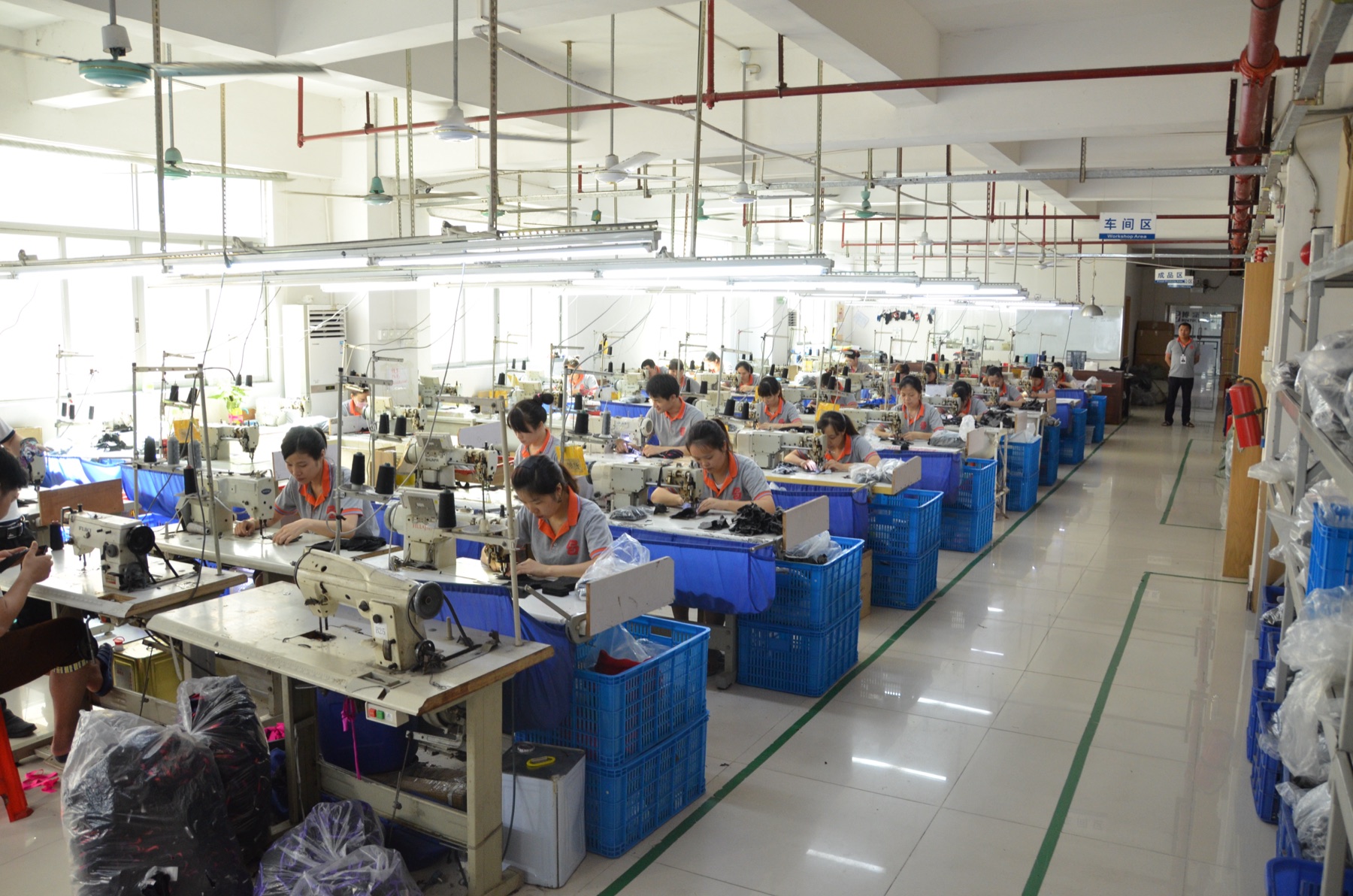 BURTONO sports glove factory sewing line for OEM ODM manufacturing